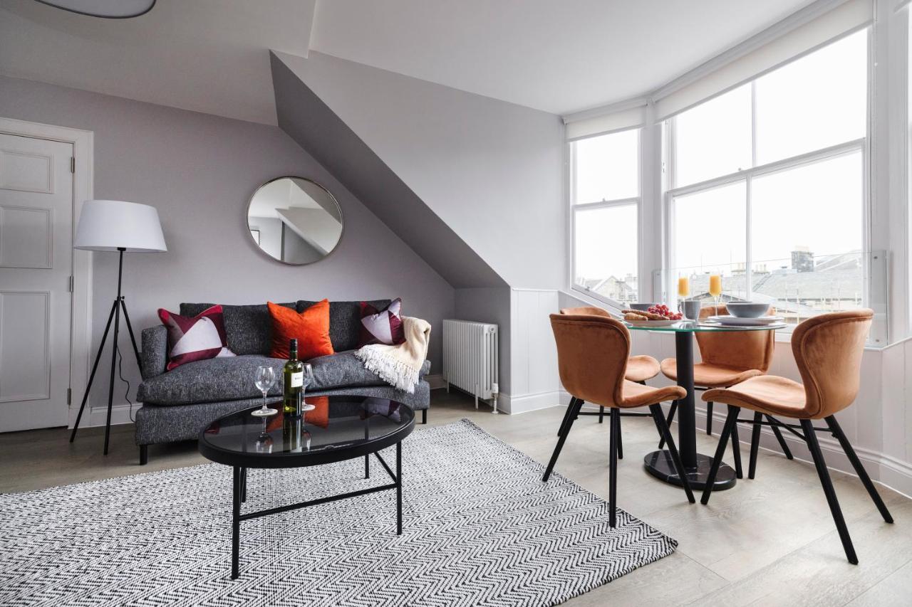 Altido Gorgeous Flat Overlooking Edinburgh Castle Exterior foto