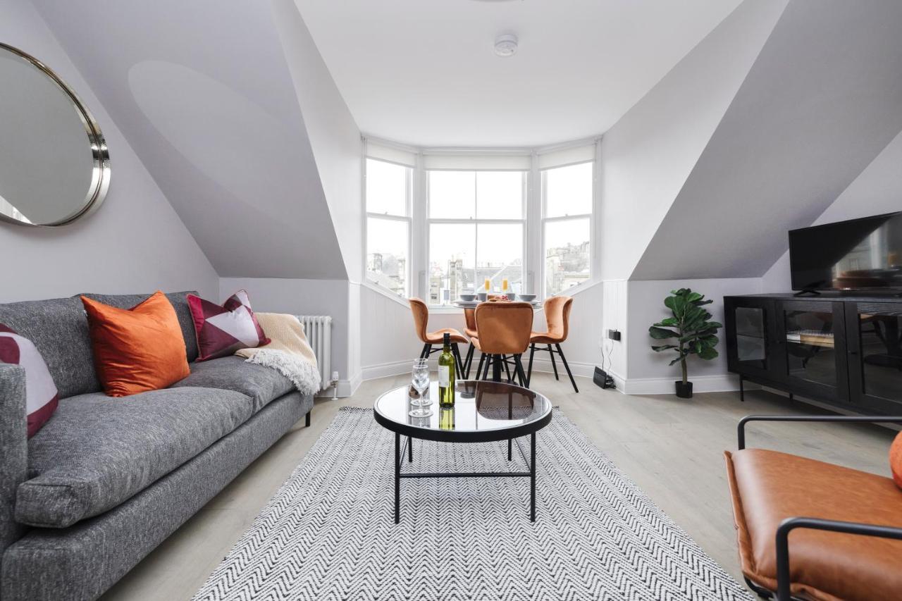 Altido Gorgeous Flat Overlooking Edinburgh Castle Exterior foto
