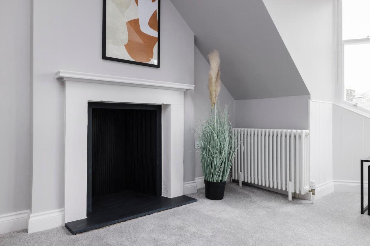 Altido Gorgeous Flat Overlooking Edinburgh Castle Exterior foto