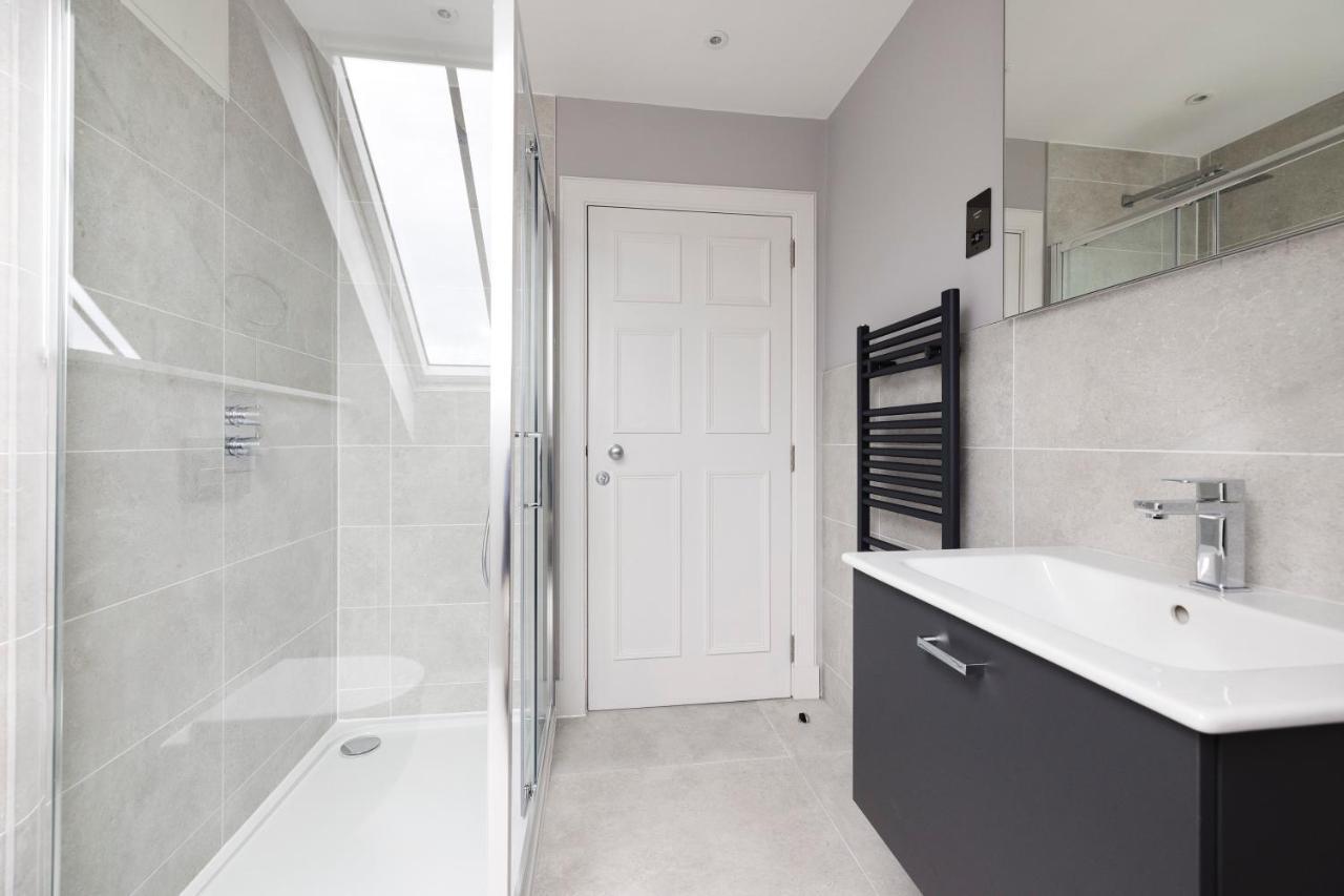 Altido Gorgeous Flat Overlooking Edinburgh Castle Exterior foto