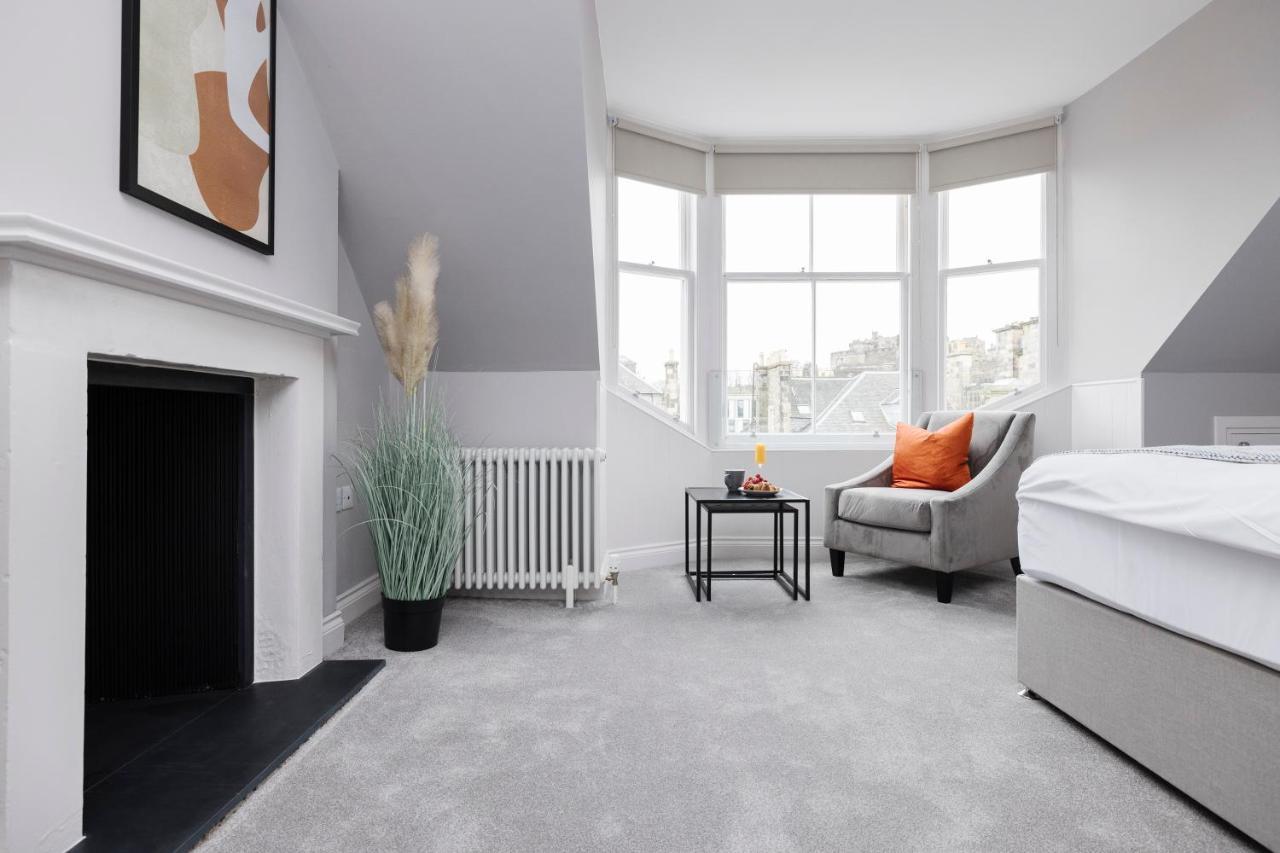 Altido Gorgeous Flat Overlooking Edinburgh Castle Exterior foto